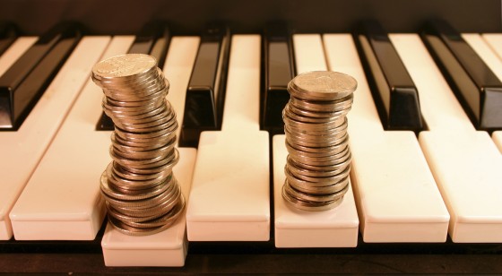Piano-Money-